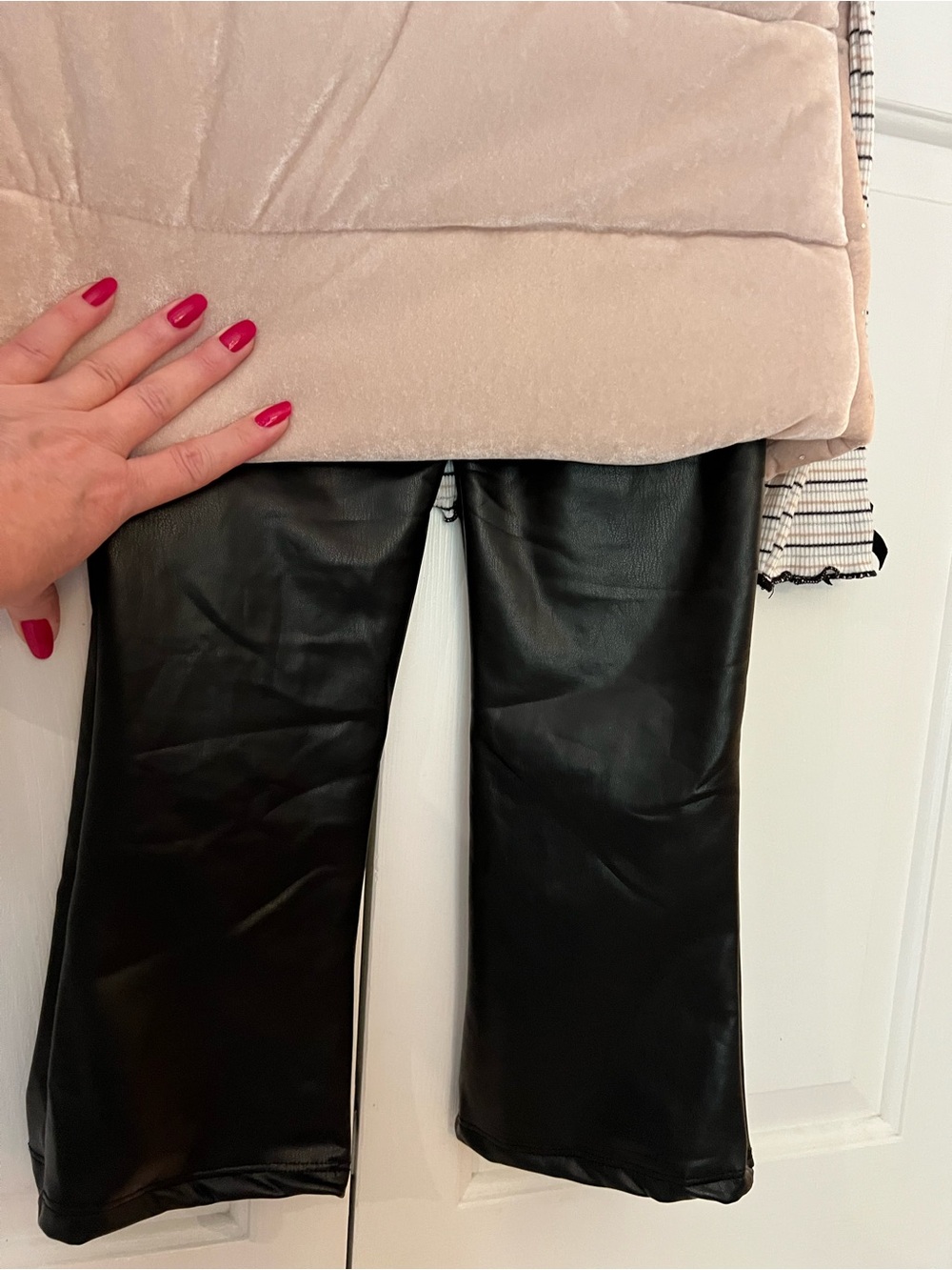 Little Lass Girls Sz 6 Quilted Vest, Shirt and Faux Leather Pants - 3 Piece Set - Picture 13 of 13